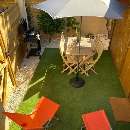 Petite Maison En Avec Jardin Proche Des Plages Apartman
